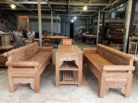 Trường kỷ đục tích Vinh Quy Bái Tổ chân 13 chỉ gỗ hương đá cao cấp