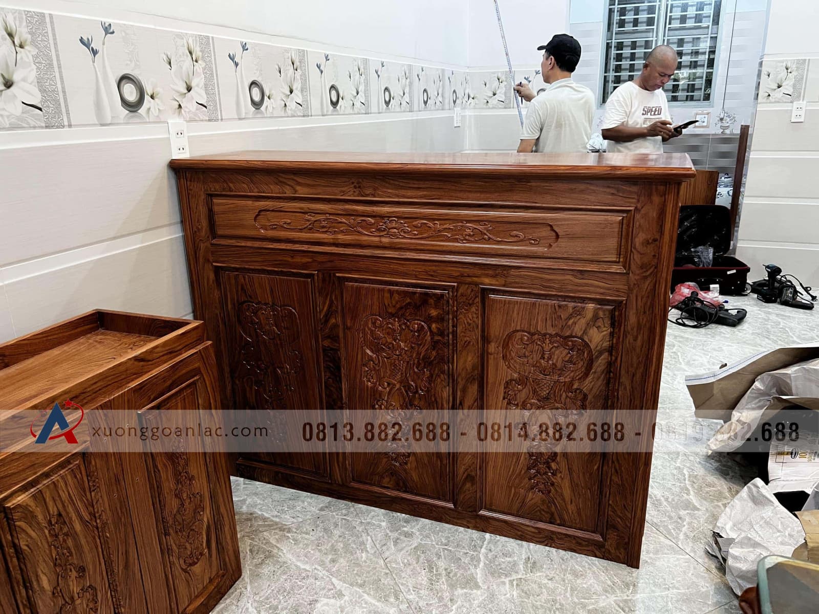 Tủ bếp gỗ hương đá (anh Quân, Bình Dương) 40 mẫu tủ bếp đẹp 2022