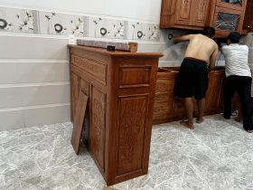 Tủ bếp gỗ hương đá (anh Quân, Bình Dương) 28 Tu bep go huong da cua anh Quan o Binh Duong 9