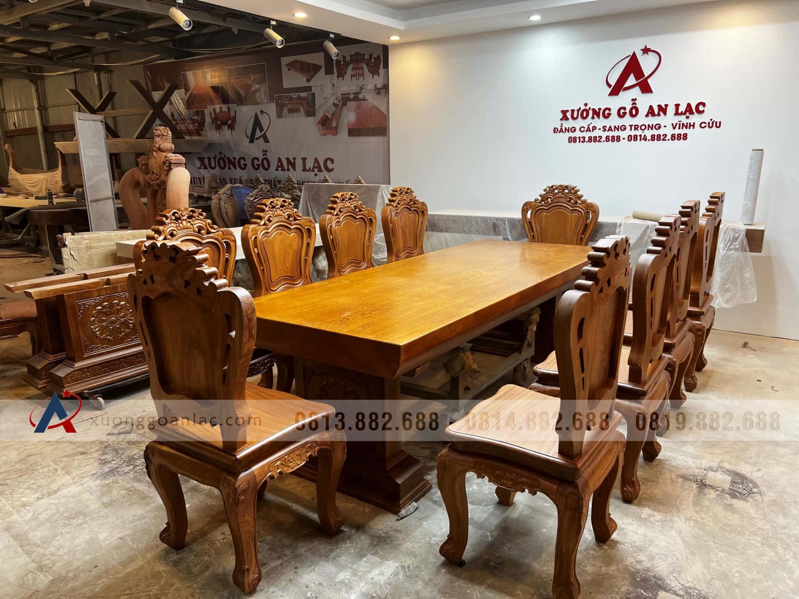 Bộ bàn ăn nguyên khối và 10 ghế louis hoa lá tây (Anh Vũ, Đông Anh, Hà Nội) 71 bàn ghế ăn gỗ gõ đỏ cao cấp đẳng cấp vô cùng