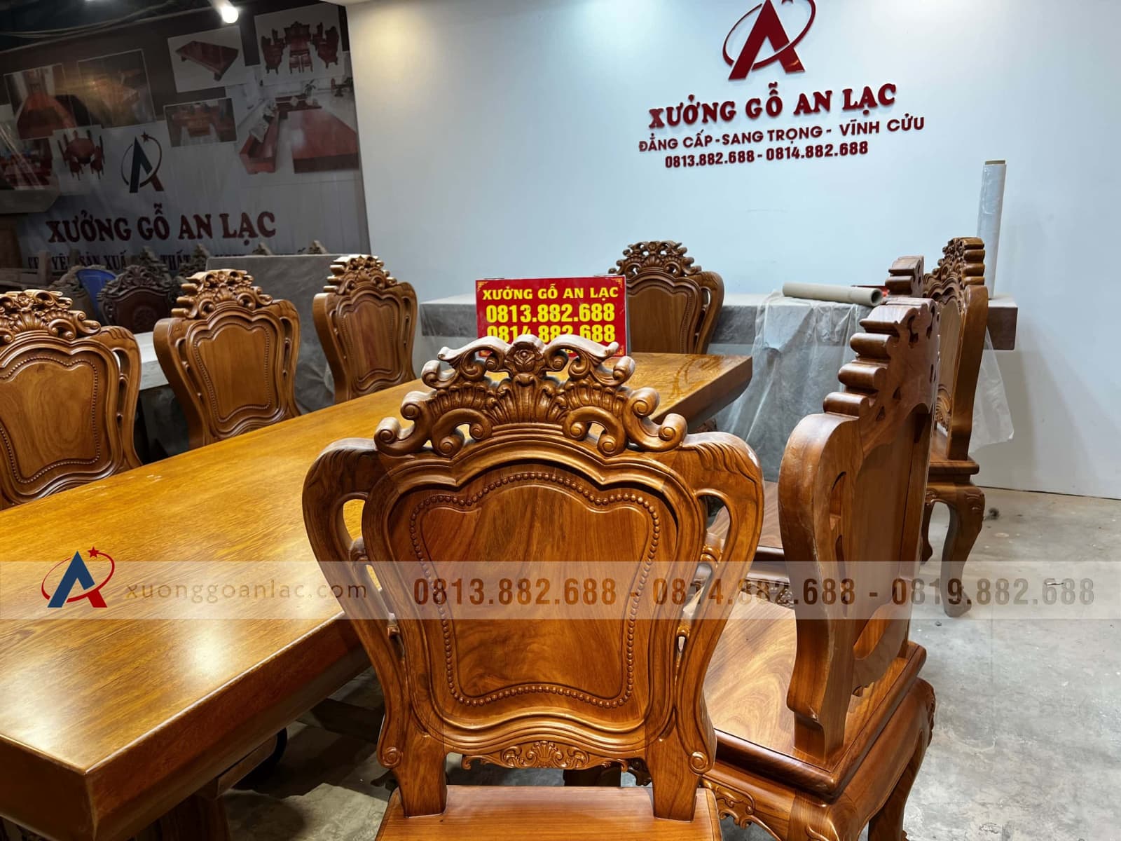 Bộ bàn ăn nguyên khối và 10 ghế louis hoa lá tây (Anh Vũ, Đông Anh, Hà Nội) 14 Bộ bàn ăn nguyên khối và 10 ghế louis hoa lá tây (Anh Vũ, Đông Anh, Hà Nội) - Ảnh 14