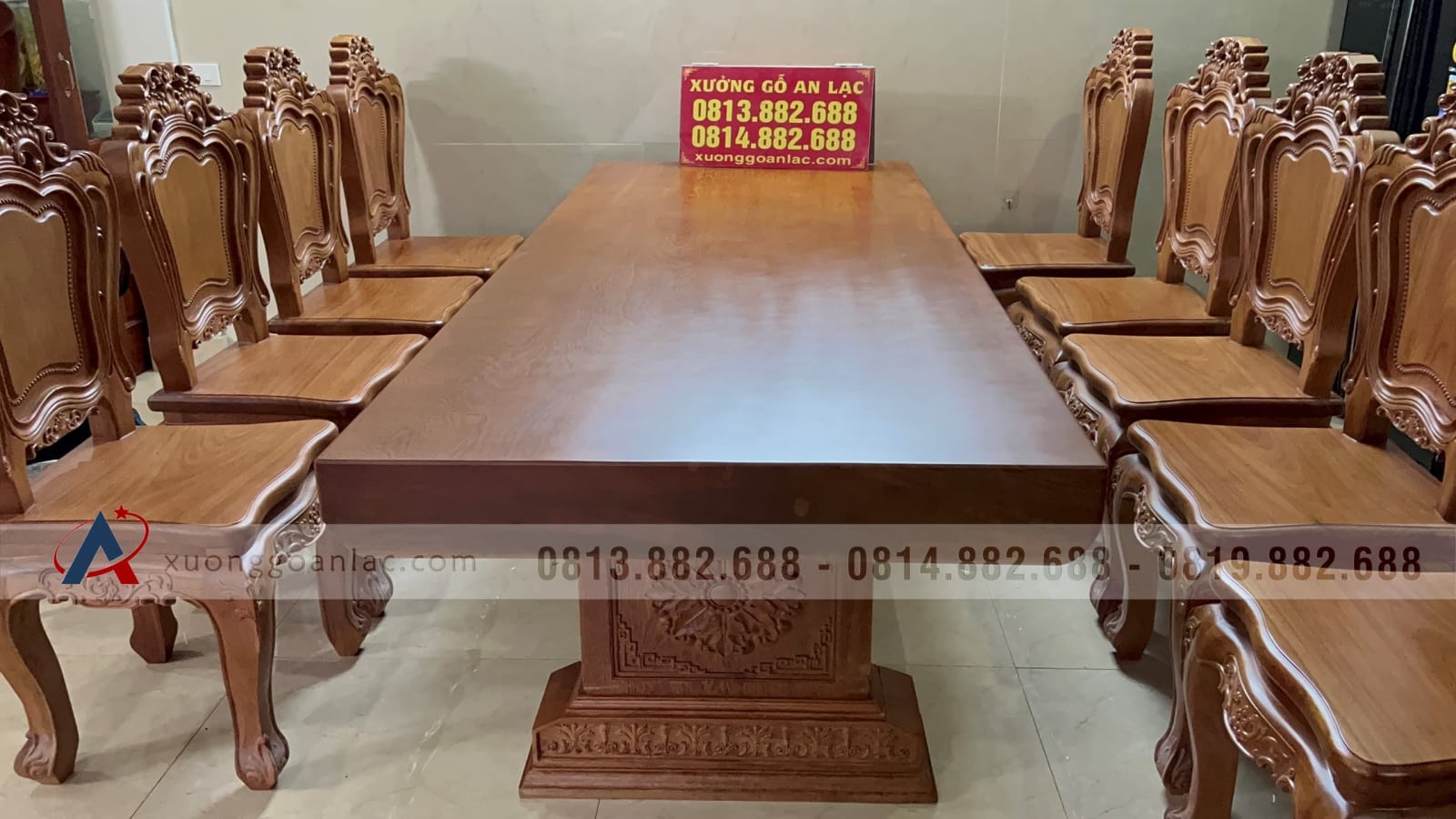 Bộ bàn ăn nguyên khối và 10 ghế louis hoa lá tây (Anh Vũ, Đông Anh, Hà Nội) 76 bàn ăn 10 ghế gỗ gõ đỏ cao cấp