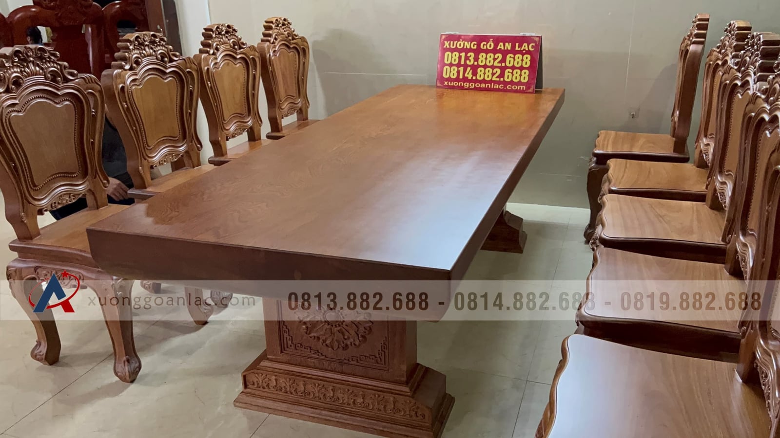 Bộ bàn ăn nguyên khối và 10 ghế louis hoa lá tây (Anh Vũ, Đông Anh, Hà Nội) 29 Bộ bàn ăn nguyên khối và 10 ghế louis hoa lá tây (Anh Vũ, Đông Anh, Hà Nội) - Ảnh 29