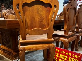 Bộ bàn ăn nguyên khối và 10 ghế louis hoa lá tây (Anh Vũ, Đông Anh, Hà Nội) 44 mặt sau ghế louis