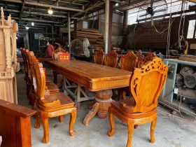 bàn ăn gỗ gõ đỏ cao cấp