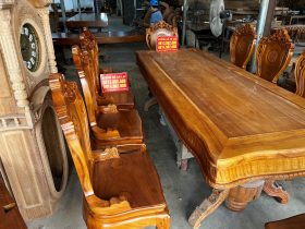 Bộ bàn ăn 10 ghế louis có tay siêu vip gỗ gõ đỏ (Anh Bắc, Hải Phòng) 19 bàn ghế ăn 10 ghế gỗ gõ đỏ tự nhiên