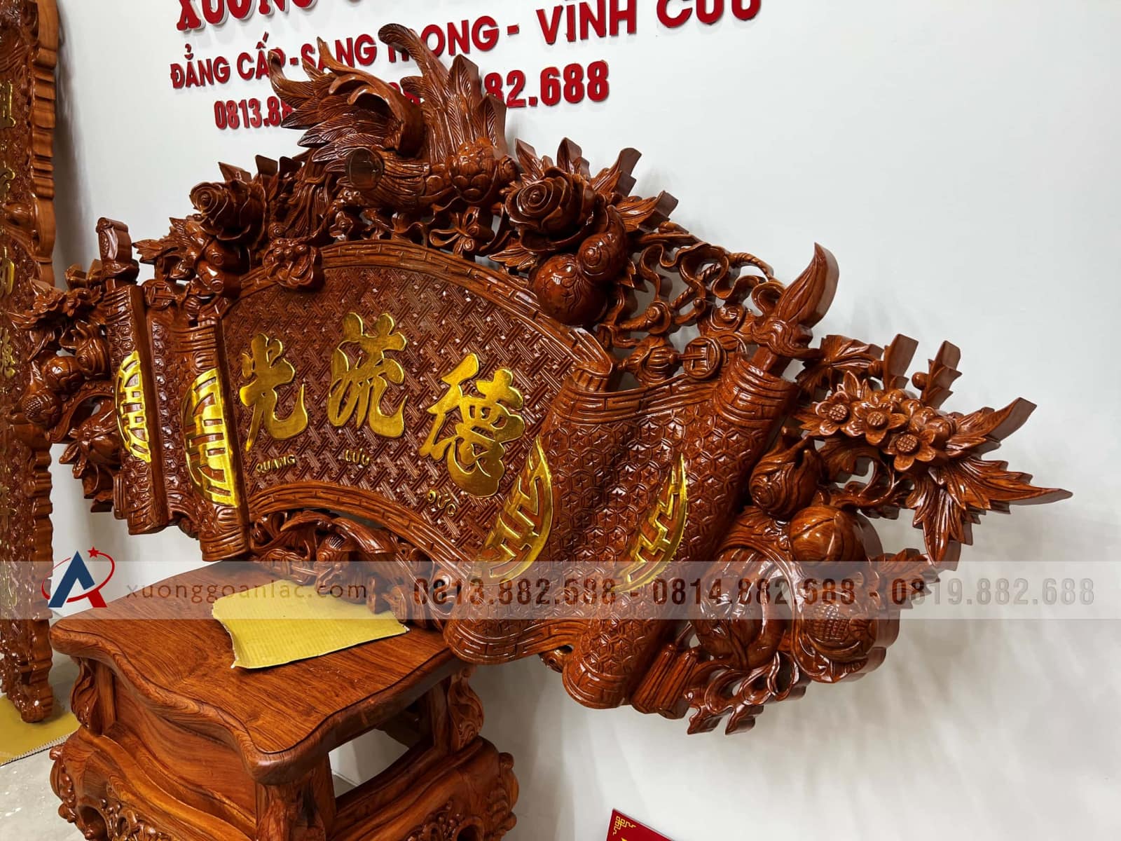 Bộ cuốn thư câu đối gỗ hương đá (bác Lâm - Thạch Thất, Hà Nội) 5 Bộ cuốn thư câu đối gỗ hương đá (bác Lâm - Thạch Thất, Hà Nội) - Ảnh 5