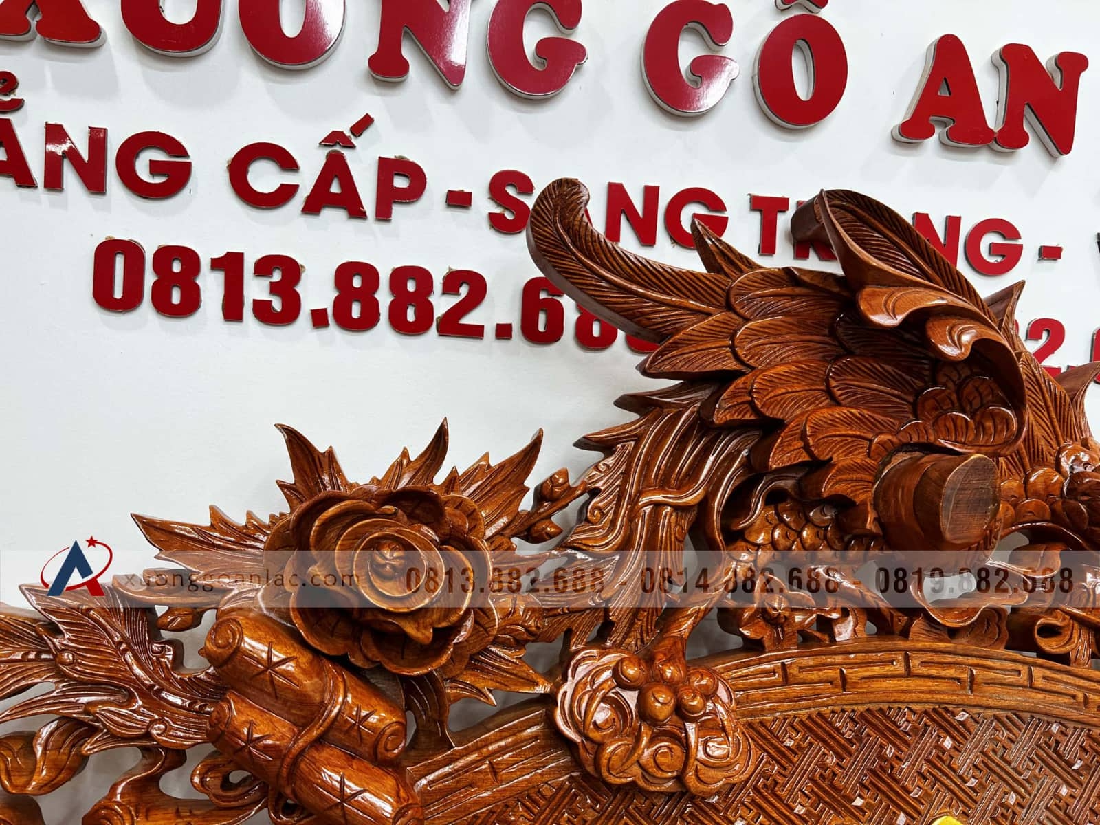 Bộ cuốn thư câu đối gỗ hương đá (bác Lâm - Thạch Thất, Hà Nội) 12 Bộ cuốn thư câu đối gỗ hương đá (bác Lâm - Thạch Thất, Hà Nội) - Ảnh 12