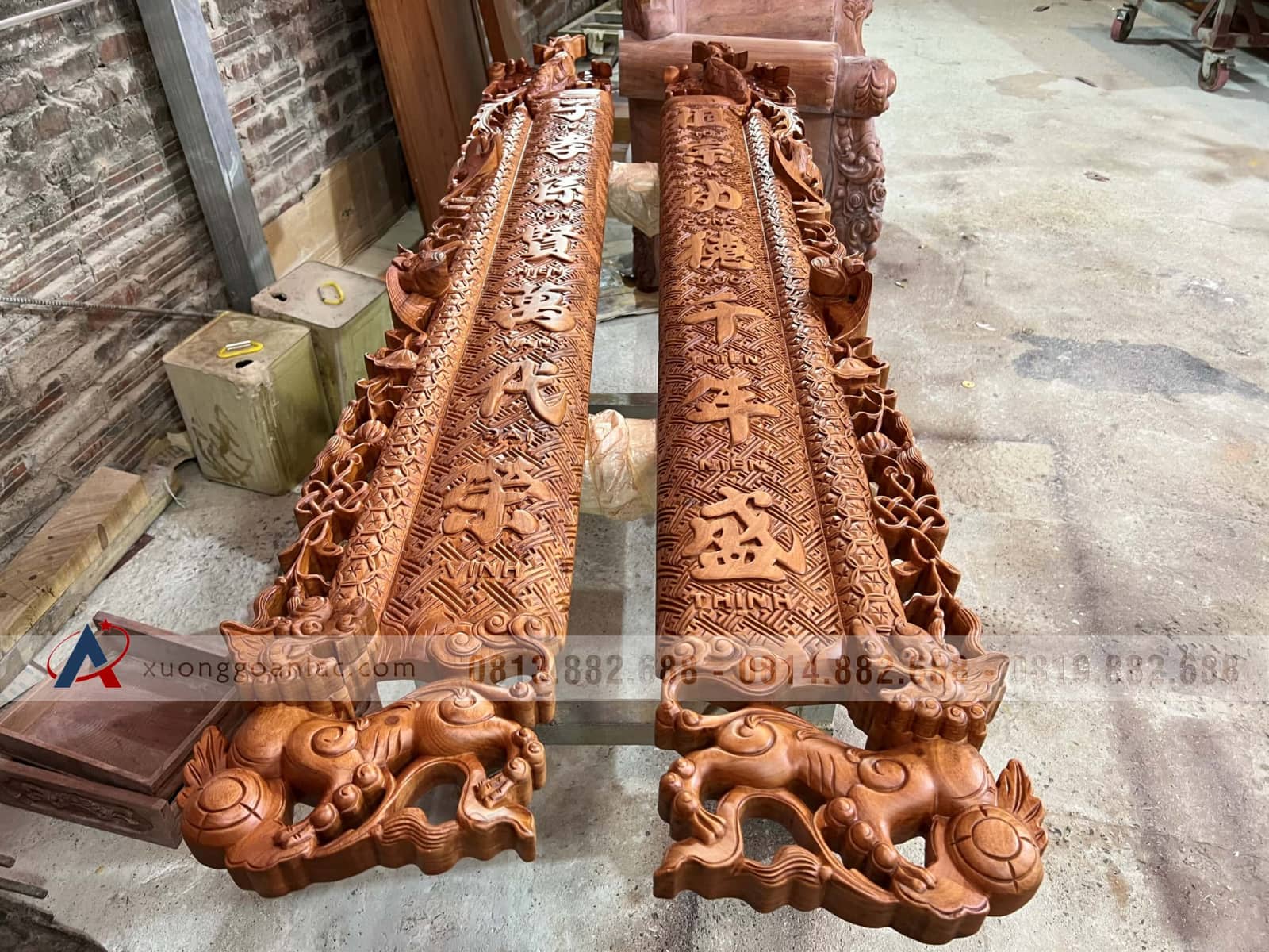 Bộ cuốn thư câu đối gỗ hương đá (bác Lâm - Thạch Thất, Hà Nội) 77 cuốn thư câu đối gỗ hương đá đục tay