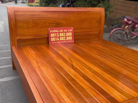 Giường 1m8 x 2m trơn hoàn thiện màu gõ sáng Giao Hà Đông 9 giường ngủ dát phản nan