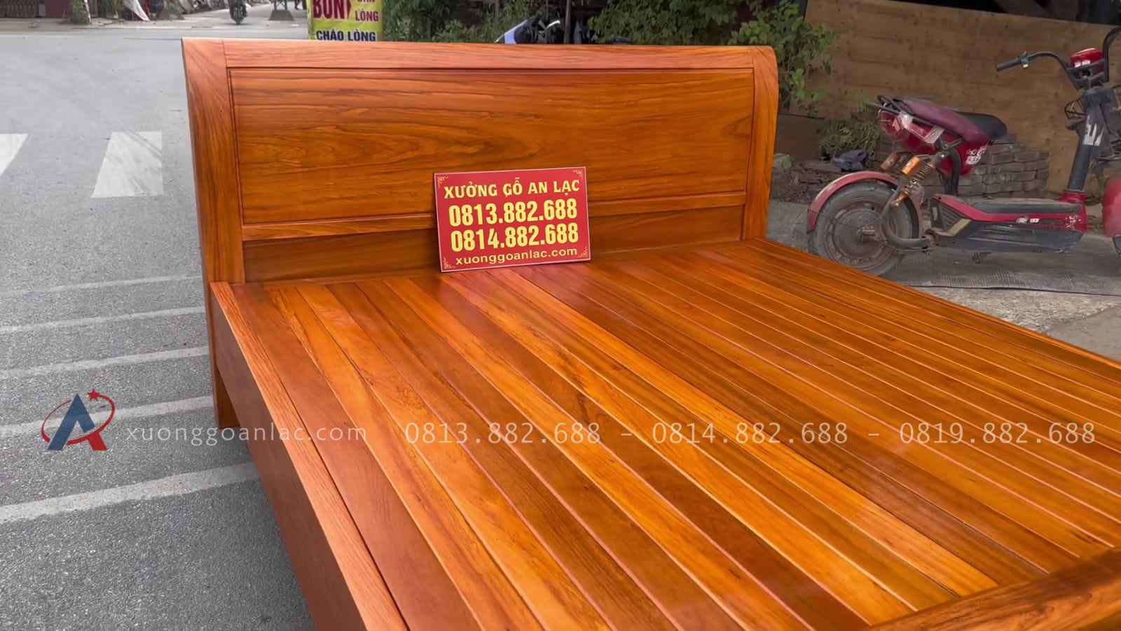 Giường 1m8 x 2m trơn hoàn thiện màu gõ sáng Giao Hà Đông 14 giường ngủ dát phản nan