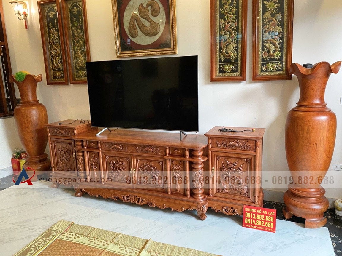 Kệ tivi cột nho con sóc 2m8 gỗ Hương Đá (anh Bằng, Bắc Ninh) 4 Kệ tivi cột nho con sóc 2m8 gỗ Hương Đá (anh Bằng, Bắc Ninh) - Ảnh 4