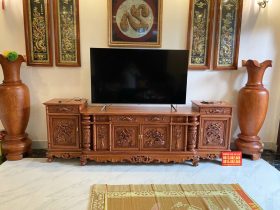 Kệ tivi cột nho con sóc 2m8 gỗ Hương Đá (anh Bằng, Bắc Ninh) 13 ke tivi cot nho con soc dai 2m8 go Huong Da 2