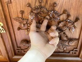 Kệ tivi cột nho con sóc 2m8 gỗ Hương Đá (anh Bằng, Bắc Ninh) 16 ke tivi cot nho con soc dai 2m8 go Huong Da 7