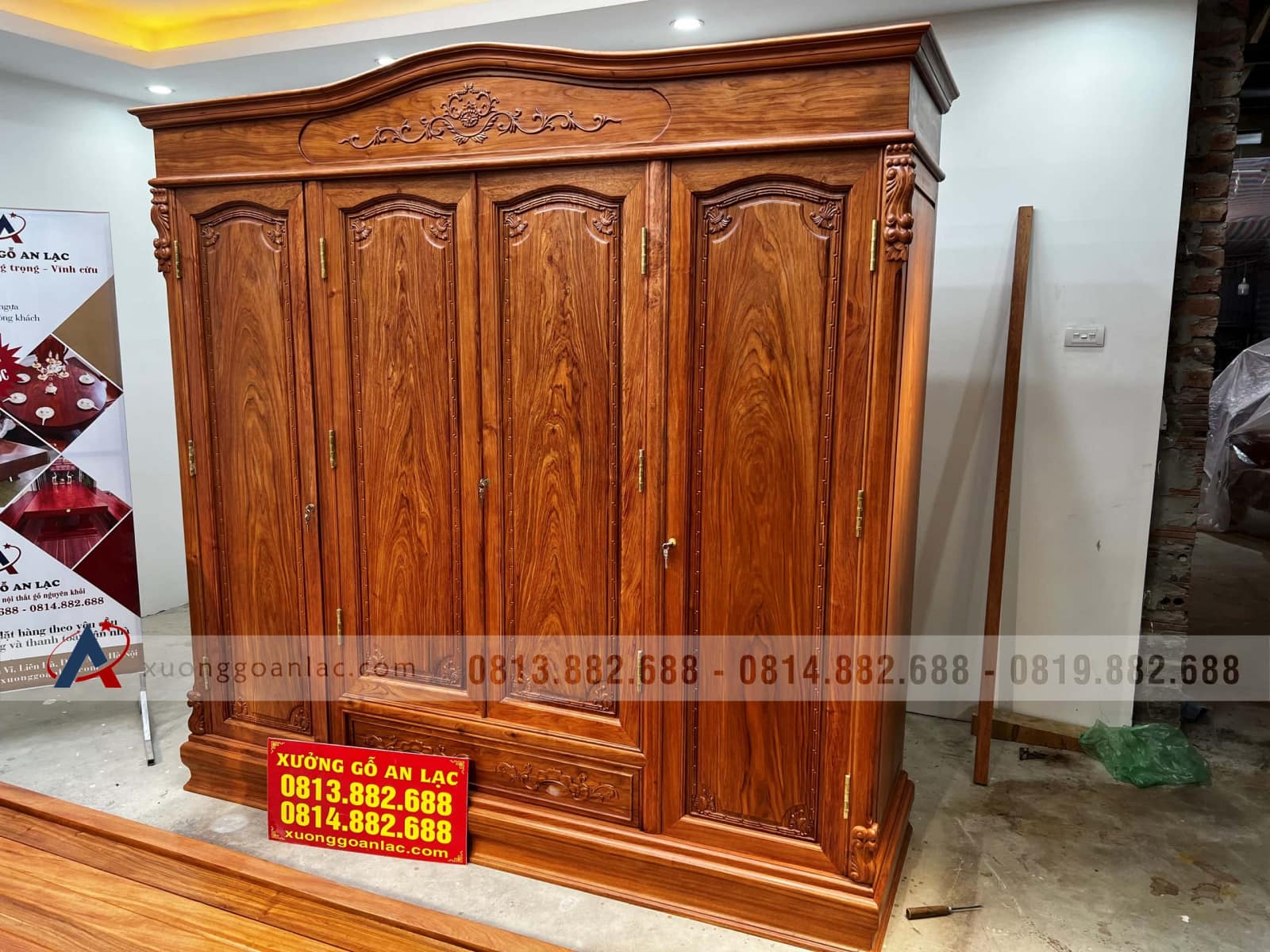 Tủ quần áo 3 buồng 4 cánh gỗ hương đá 42 tủ quần áo 3 buồng gỗ hương đá cao cấp