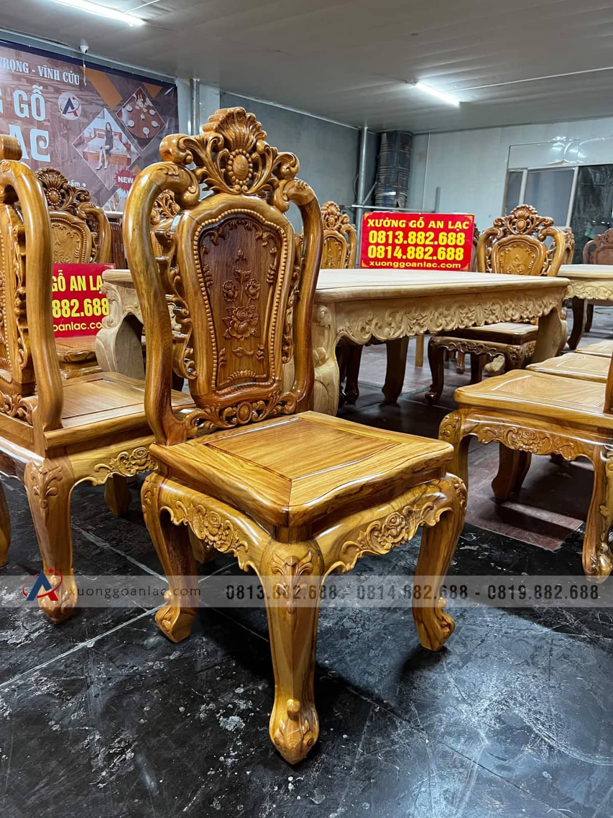 Bộ bàn ăn hoàng gia 10 ghế hồng hạt đục hai mặt gỗ gõ đỏ cao cấp hàng mộc (Anh Thuyết, Hà Nội) 12 Bộ bàn ăn hoàng gia 10 ghế hồng hạt đục hai mặt gỗ gõ đỏ cao cấp hàng mộc (Anh Thuyết, Hà Nội) - Ảnh 12