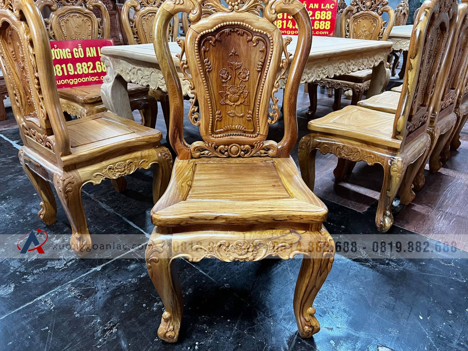Bộ bàn ăn hoàng gia 10 ghế hồng hạt đục hai mặt gỗ gõ đỏ cao cấp hàng mộc (Anh Thuyết, Hà Nội) 14 Bộ bàn ăn hoàng gia 10 ghế hồng hạt đục hai mặt gỗ gõ đỏ cao cấp hàng mộc (Anh Thuyết, Hà Nội) - Ảnh 14