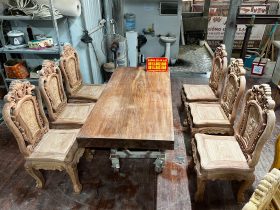 Nguyên mộc bộ bàn ăn nguyên khối 6 ghế hồng hạt gỗ Hương Đá