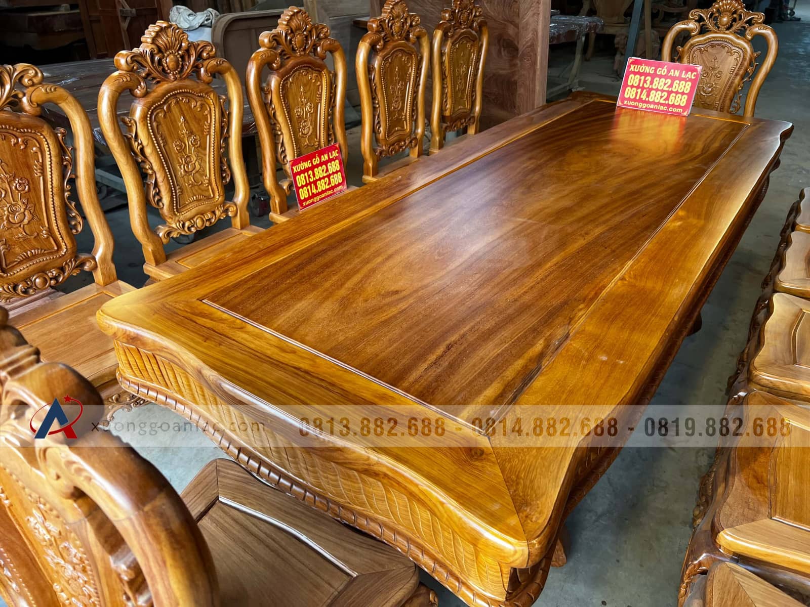 Bộ bàn ăn chữ nhật 12 ghế hồng hạt gỗ gõ đỏ cao cấp cực sang 7 Bộ bàn ăn chữ nhật 12 ghế hồng hạt gỗ gõ đỏ cao cấp cực sang - Ảnh 7