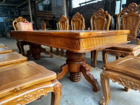 Bộ bàn ăn chữ nhật đục sen dẹo và 10 ghế louis hoa hồng gỗ gõ đỏ (Anh Khiêm, Quảng Bình) 22 bàn ăn 10 ghế gỗ gõ đỏ tự nhiên