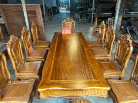 Bộ bàn ăn chữ nhật đục sen dẹo và 10 ghế louis hoa hồng gỗ gõ đỏ (Anh Khiêm, Quảng Bình) 24 Ban an chu nhat duc sen deo va 10 ghe louis hoa hong go go do 8