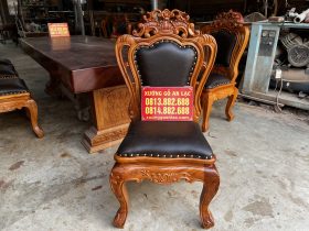 Bộ bàn ăn gõ đỏ nguyên khối và 8 ghế louis bọc da (Anh Toàn, Bắc Giang) 19 bàn ăn ghế louis hoa lá tây bọc đệm cao cấp