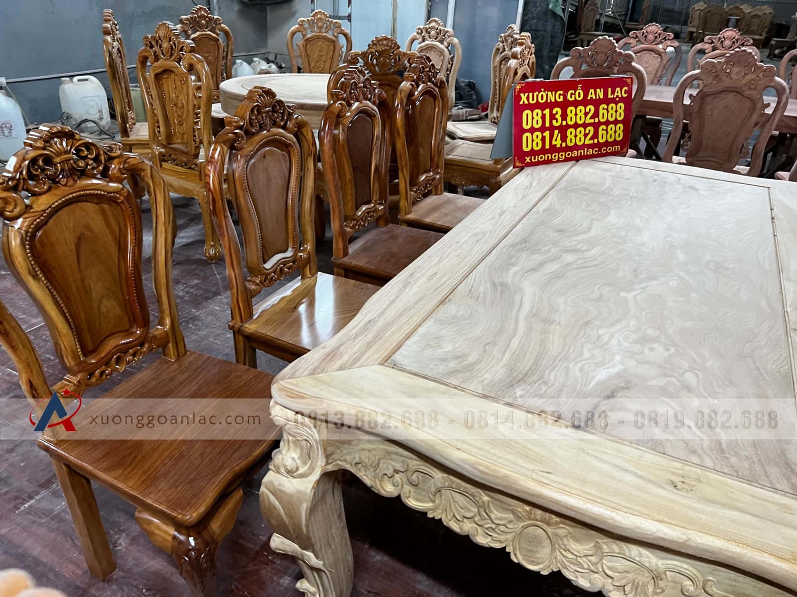 Bộ bàn ăn louis hoàng gia 8 ghế hồng hạt tựa trơn 5 Bộ bàn ăn louis hoàng gia 8 ghế hồng hạt tựa trơn - Ảnh 5