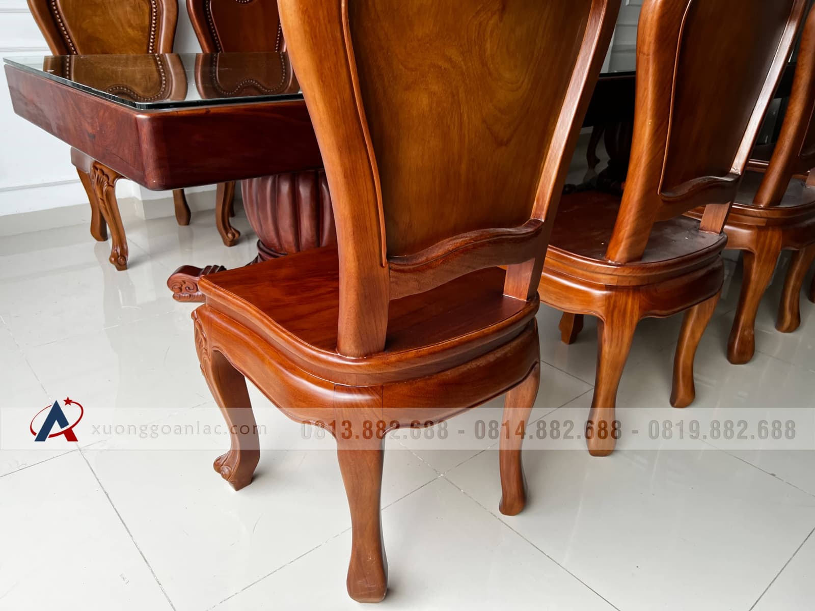 Bộ bàn ăn nguyên khối 10 ghế hoa cúc gỗ gõ đỏ siêu vip (Chị Bích Thủy, Hà Đông) 15 hệ chân yếm ghế hoa cúc