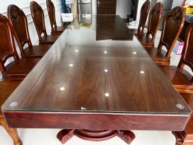 Bộ bàn ăn nguyên khối 10 ghế hoa cúc gỗ gõ đỏ siêu vip (Chị Bích Thủy, Hà Đông) 20 mẫu bàn gỗ nguyên khối đẹp nhất 2022