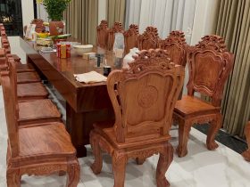 Bộ bàn ăn nguyên khối gỗ hương đá 12 ghế Louis hoàng gia (Cô Hà, Hà Nội) 31 Ban an nguyen khoi go do tu nhien co ha 8
