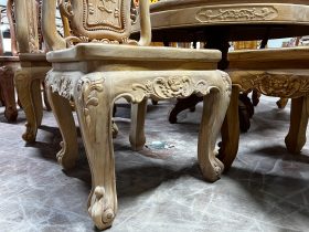 Bộ bàn ăn tròn 8 ghế louis hồng hạt gỗ gõ đỏ mẫu vip 24 ghế ăn hoàng gia gỗ gõ đỏ cao cấp
