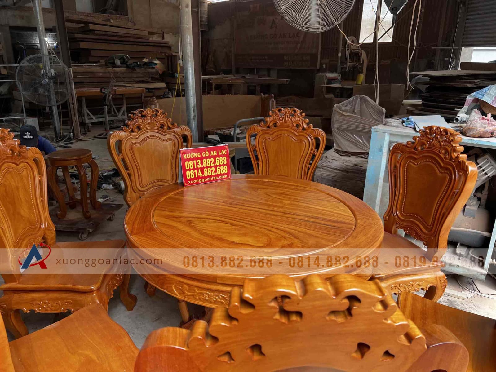 Bộ bàn ăn tròn đường kính 1m17 và 6 ghế gỗ louis gõ đỏ cao cấp (Anh Lĩnh, Bắc Giang) 22 bàn ăn 6 ghế gỗ gõ đỏ tự nhiên