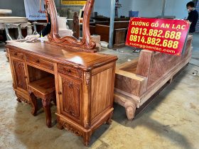 Ban trang diem Hoang gia go go do 4