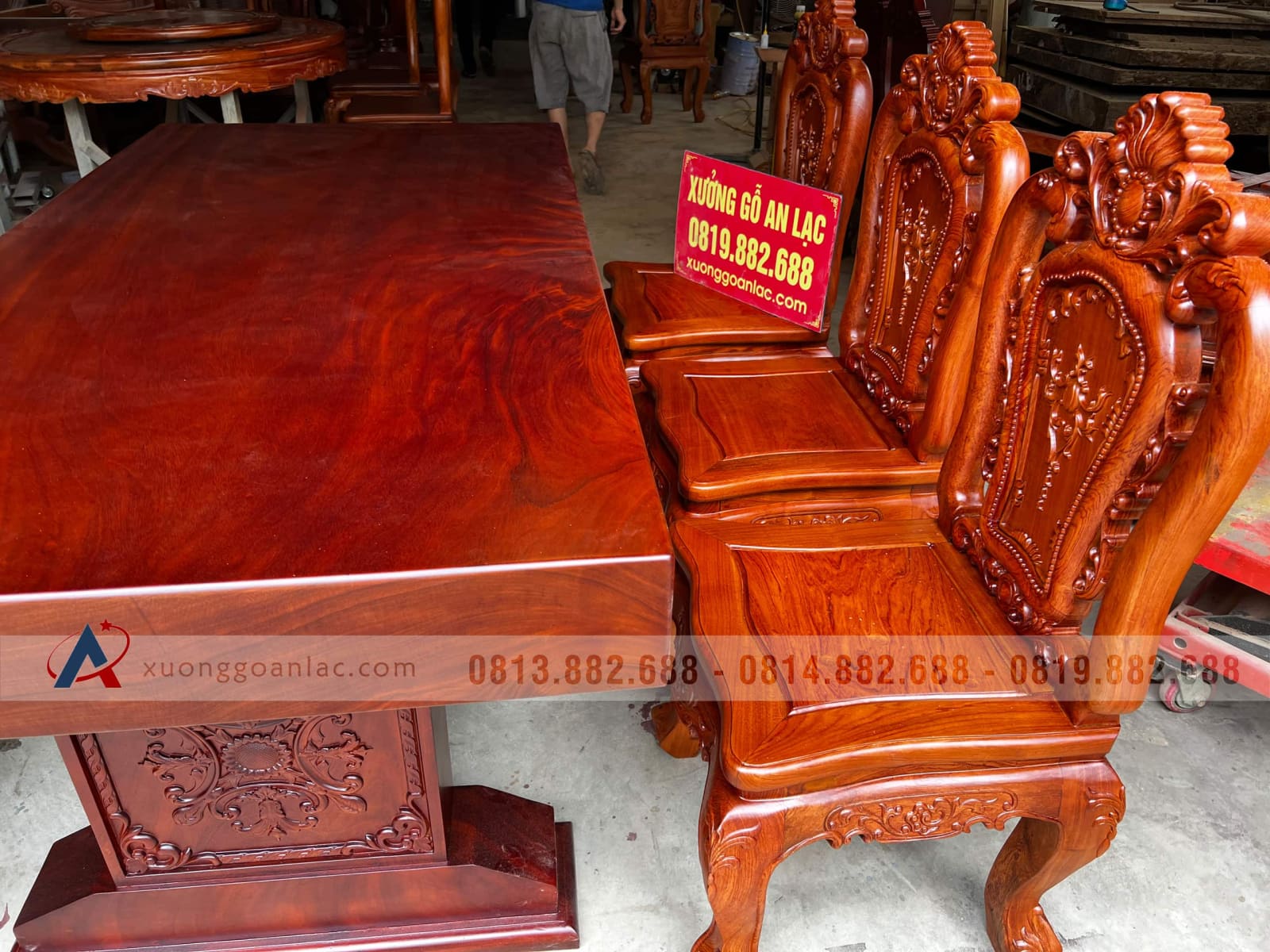 Bộ bàn ăn gỗ gõ đỏ 180x90x16cm và 6 ghế louis hồng hạt gỗ hương đá (Anh Thành, Tuyên Quang) 20 bàn gỗ nguyên khối gỗ gõ đỏ và 6 ghế gỗ hương đá