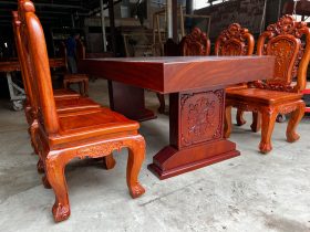 Bộ bàn ăn gỗ gõ đỏ 180x90x16cm và 6 ghế louis hồng hạt gỗ hương đá (Anh Thành, Tuyên Quang) 14 bàn ăn nguyên khối gỗ gõ đỏ cao cấp