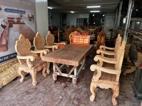 Nguyên mộc bộ bàn ăn nguyên khối 6 ghế louis hoàng gia vip gỗ hương đá (Anh Tuệ, Hà Tĩnh) 7 bàn ăn nguyên khối gỗ hương đá tự nhiên
