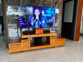 kệ tivi nguyên khối gỗ gõ đỏ