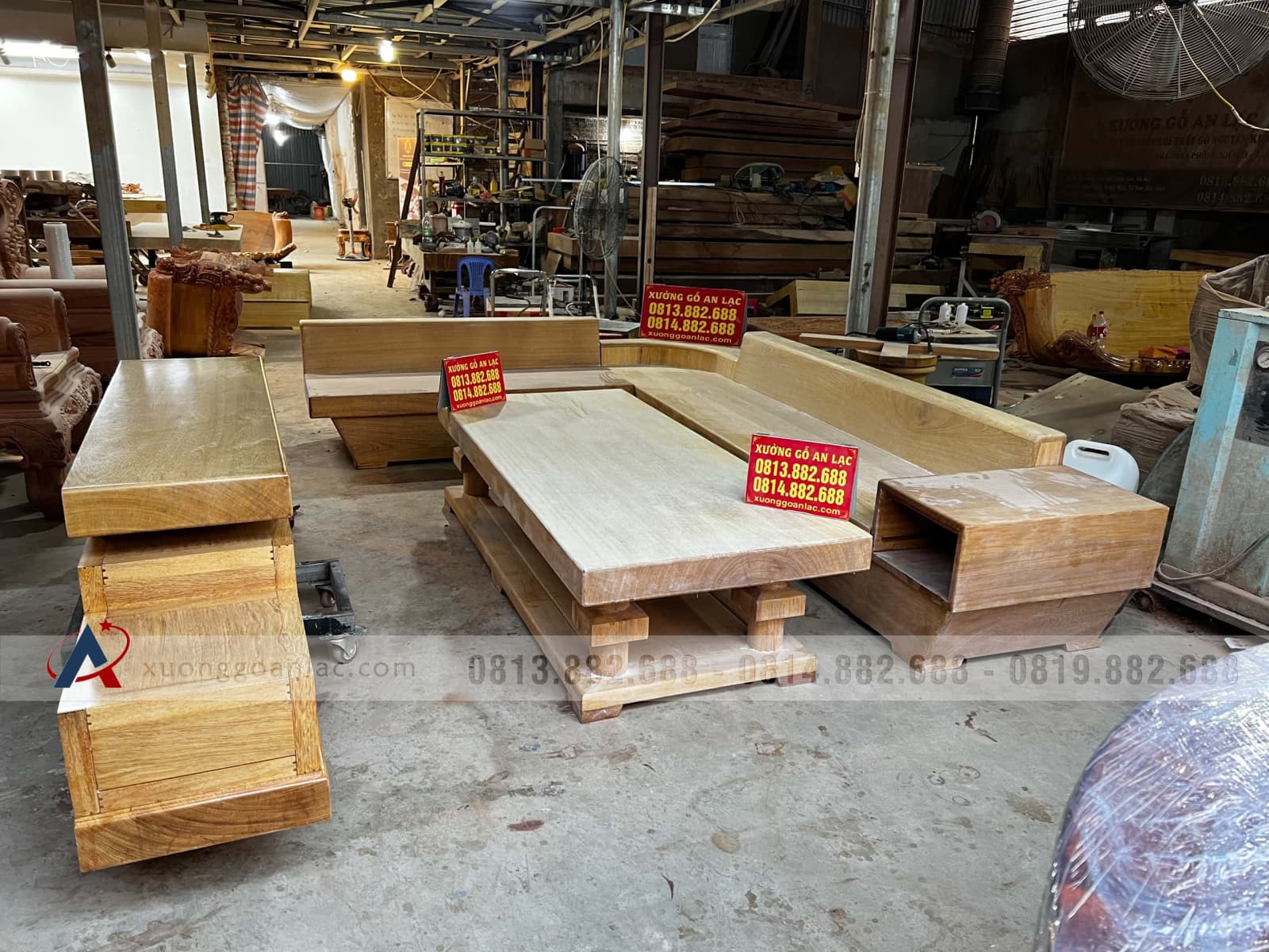 Nguyên mộc bộ sofa góc chữ L 3m2x2m1 và kệ tivi nguyên khối gỗ Gõ Đỏ cao cấp (anh Phan, Hà Nội) 22 Nguyên mộc bộ sofa nguyên khối gỗ Gõ Đỏ 233x210cm