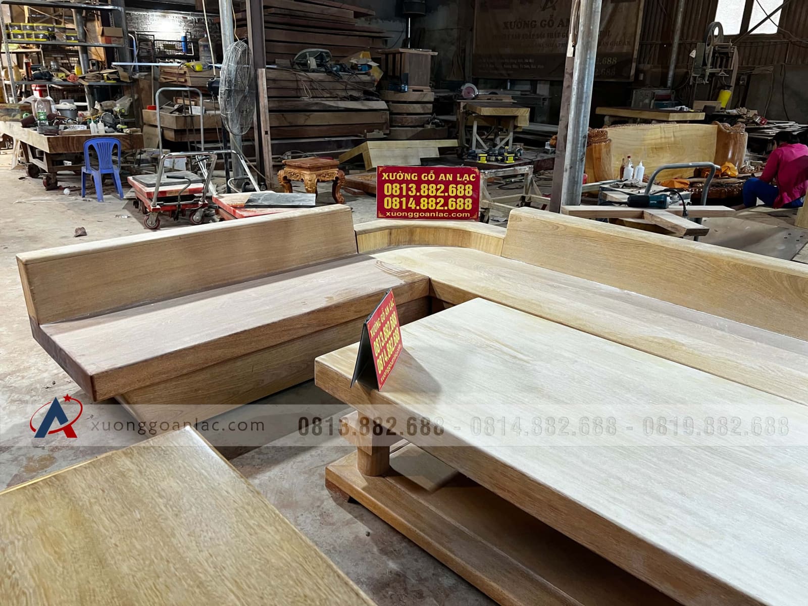 Nguyên mộc bộ sofa góc chữ L 3m2x2m1 và kệ tivi nguyên khối gỗ Gõ Đỏ cao cấp (anh Phan, Hà Nội) 11 Nguyên mộc bộ sofa góc chữ L 3m2x2m1 và kệ tivi nguyên khối gỗ Gõ Đỏ cao cấp (anh Phan, Hà Nội) - Ảnh 11