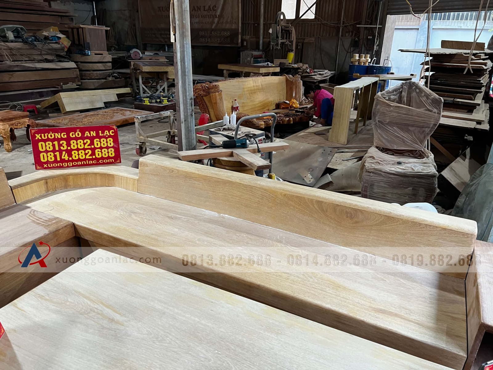 Nguyên mộc bộ sofa góc chữ L 3m2x2m1 và kệ tivi nguyên khối gỗ Gõ Đỏ cao cấp (anh Phan, Hà Nội) 23 sofa gỗ gõ đỏ nguyên khối tuyển gỗ lựa vân