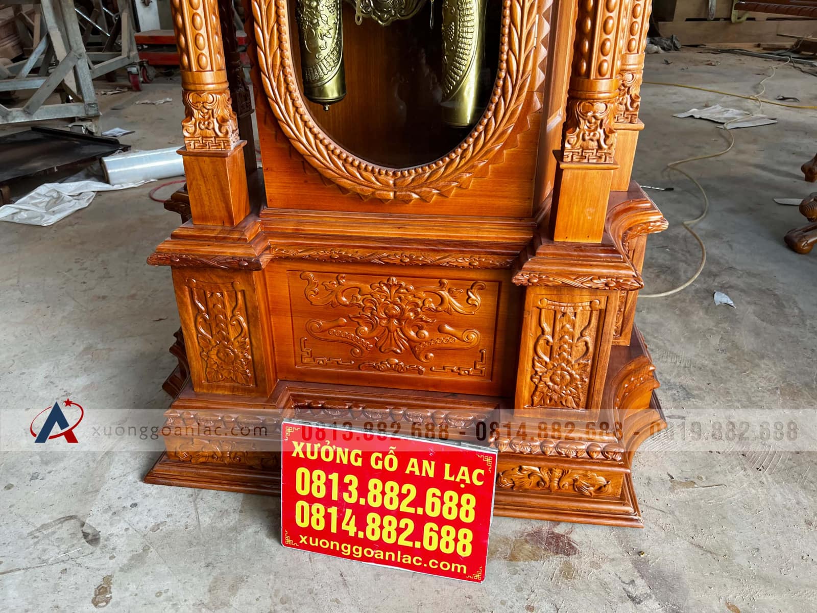 Đồng hồ mẫu trụ vát gỗ gõ đỏ cao cấp (anh Thịnh, Lào Cai) 22 đồng hồ cây gỗ gõ đỏ trụ vát cao cấp