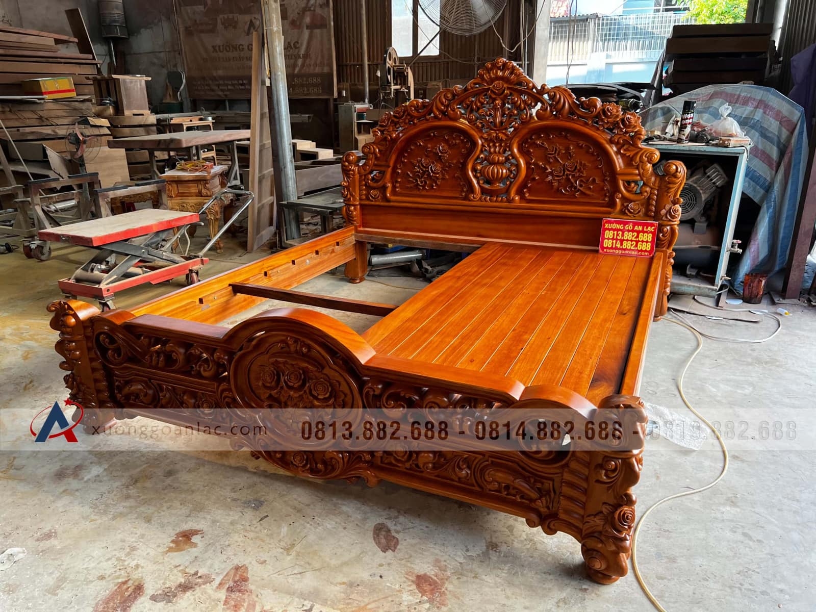 Giường hoa hồng 2mx2m2 gỗ gõ đỏ giao Quảng Trị 2 giường ngủ gỗ gõ đỏ cao cấp
