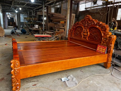 Giường Hoa Hồng 2mx2m2 gỗ gõ đỏ hàng đục tay siêu vip