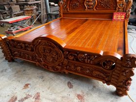 Giường hoa hồng 2mx2m2 gỗ gõ đỏ giao Quảng Trị 18 Giuong Hoa Hong 2mx2m2 go go do hang duc tay sieu vip 7