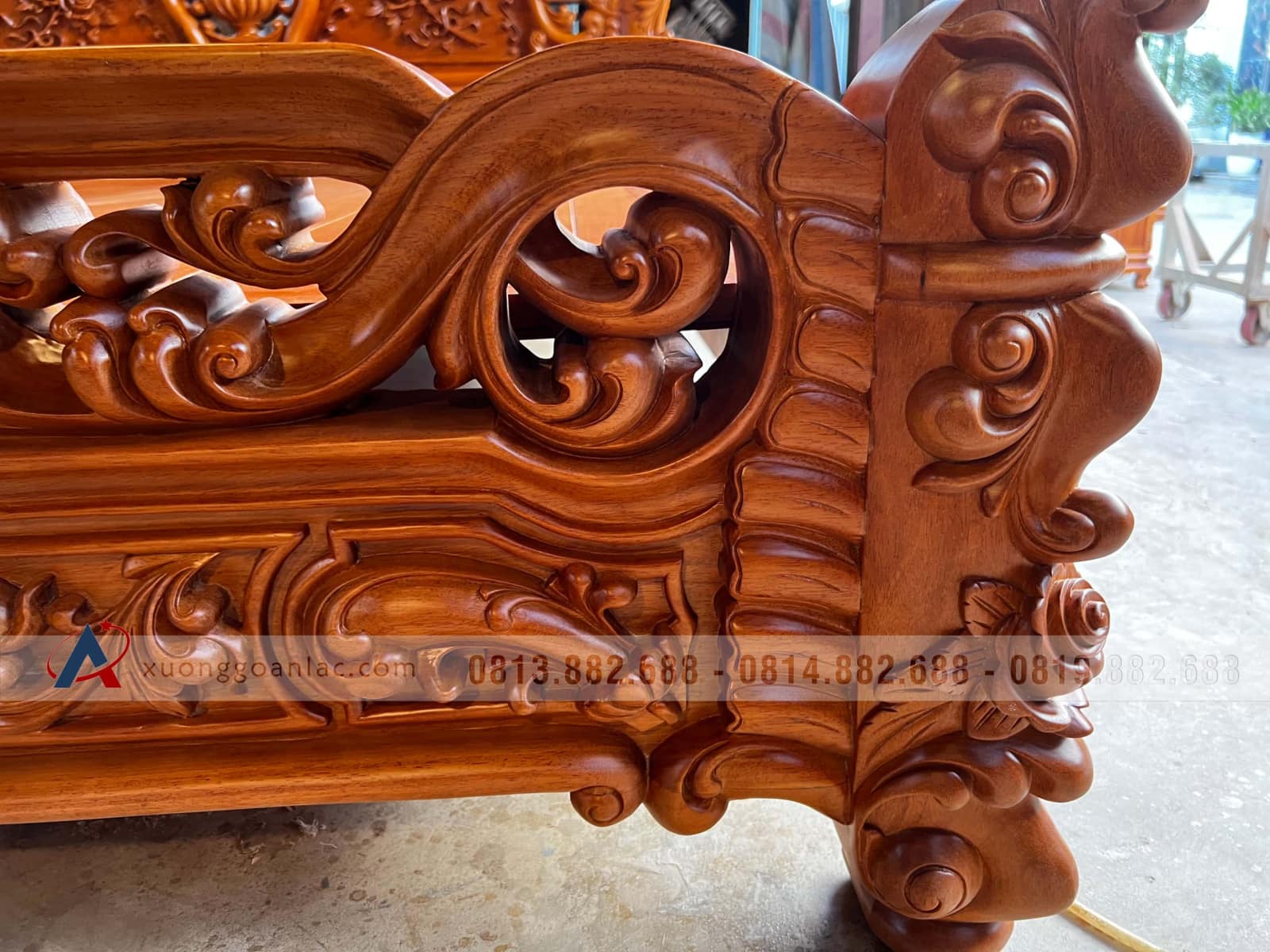 Giường hoa hồng 2mx2m2 gỗ gõ đỏ giao Quảng Trị 28 giường ngủ hoàng gia mẫu đục hoa hồng gỗ gõ đỏ đẳng cấp