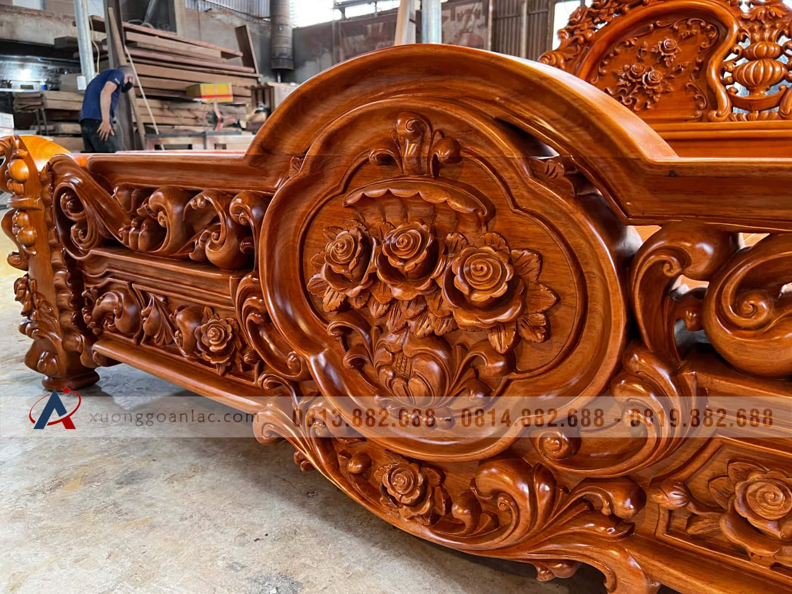 Giường hoa hồng 2mx2m2 gỗ gõ đỏ giao Quảng Trị 27 giường gỗ gõ đỏ mẫu hoa hồng hoàng gia cao cấp