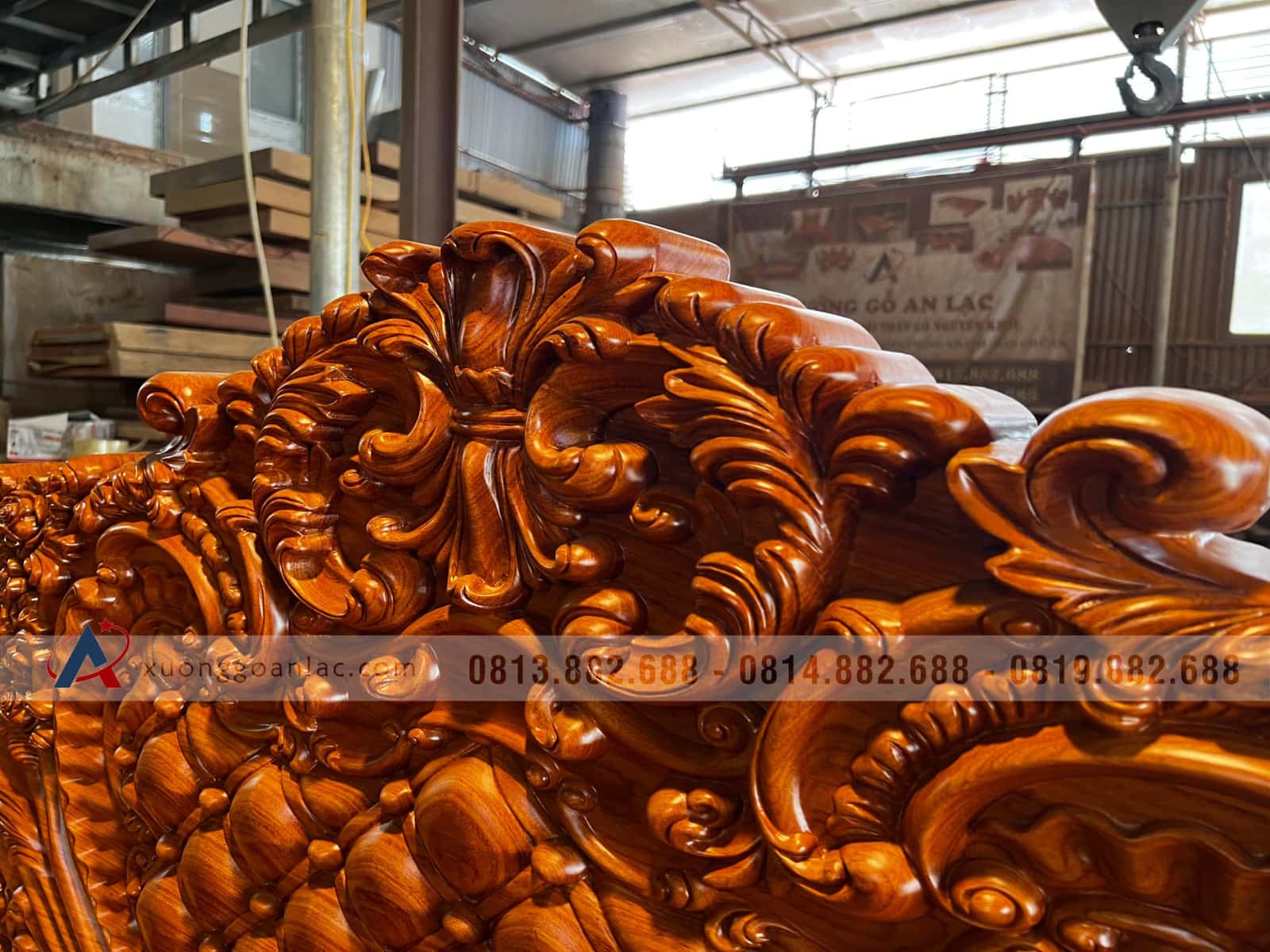 Giường ngủ Hoàng Gia Hoa Hồng 2mx2m2 gỗ gõ đỏ nguyên khối (anh Thái, Lạng Sơn) 26 giường ngủ hoàng gia gỗ gõ đỏ đục tay sang trọng