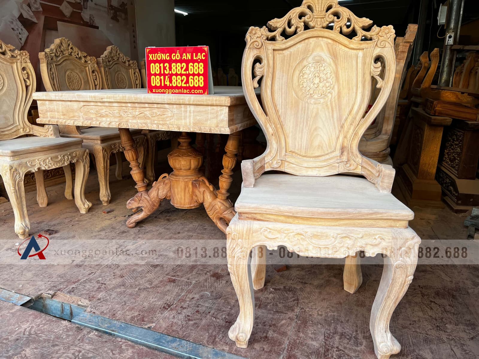 Bộ bàn ăn chữ nhật chân sư tử và 8 ghế louis hoa lá tây có tay gỗ gõ đỏ cao cấp nguyên mộc 39 ghế ăn louis có tay gỗ gõ đỏ tự nhiên cao cấp