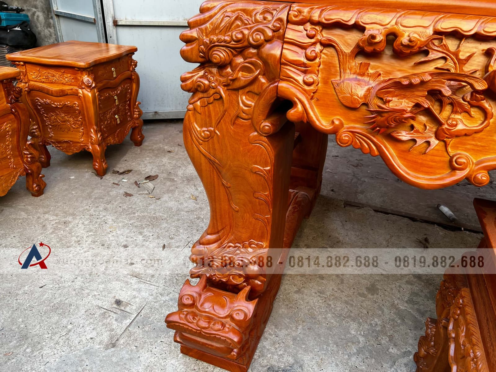 Sập thờ Tứ Linh chân 24 gỗ gõ đỏ bàn giao Nghệ An 31 sập thờ gỗ gõ đỏ chân 24 siêu to
