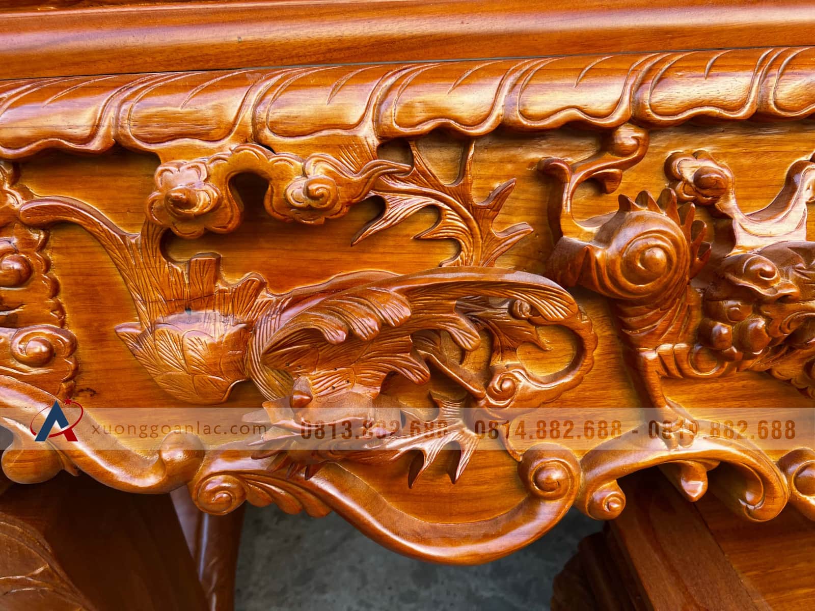 Sập thờ Tứ Linh chân 24 gỗ gõ đỏ bàn giao Nghệ An 5 Sập thờ Tứ Linh chân 24 gỗ gõ đỏ bàn giao Nghệ An - Ảnh 5